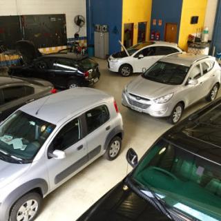 A Empresa martelinho de ouro sorocaba  desamassar carro sorocaba  limpeza de banco automotivo sorocaba