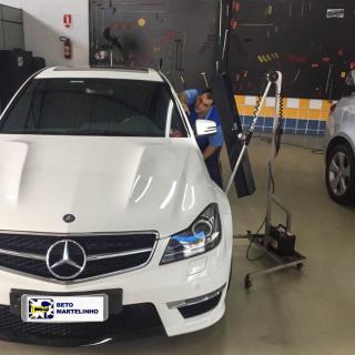 A Empresa martelinho de ouro sorocaba  desamassar carro sorocaba  limpeza de banco automotivo sorocaba